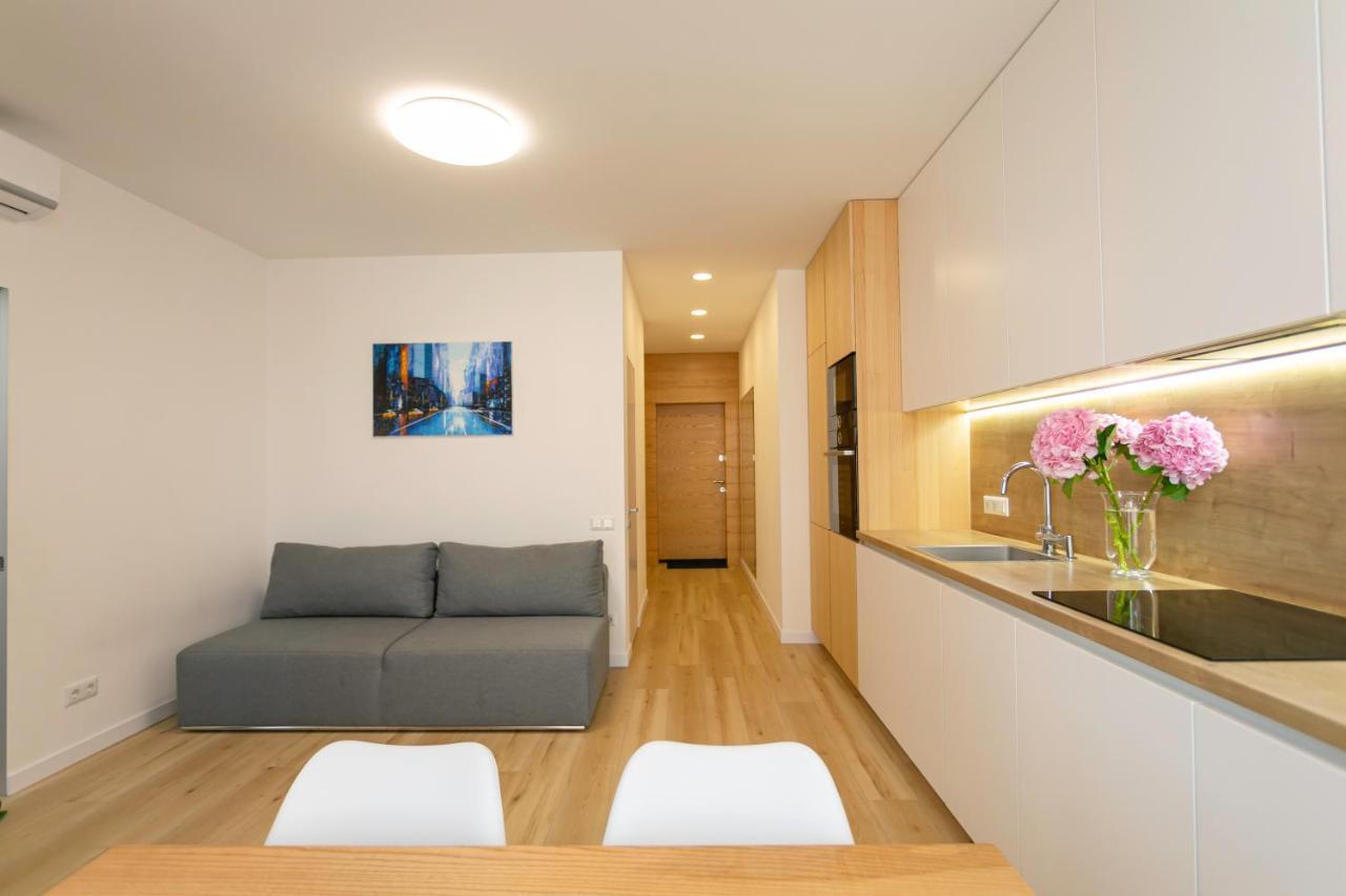 Petrovdom Apartments 78-170 In Rc Nivki Park, 67А Beresteiskyi Avenue Киев Екстериор снимка